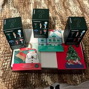 Starbucks surprise silicone straw topper with surprise holiday gift card sealed
